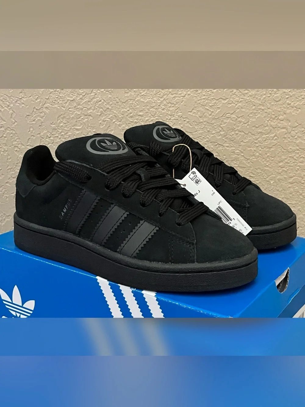 Adidas Campus 00s Black Suede Color Shoes    Kids Size-4.5